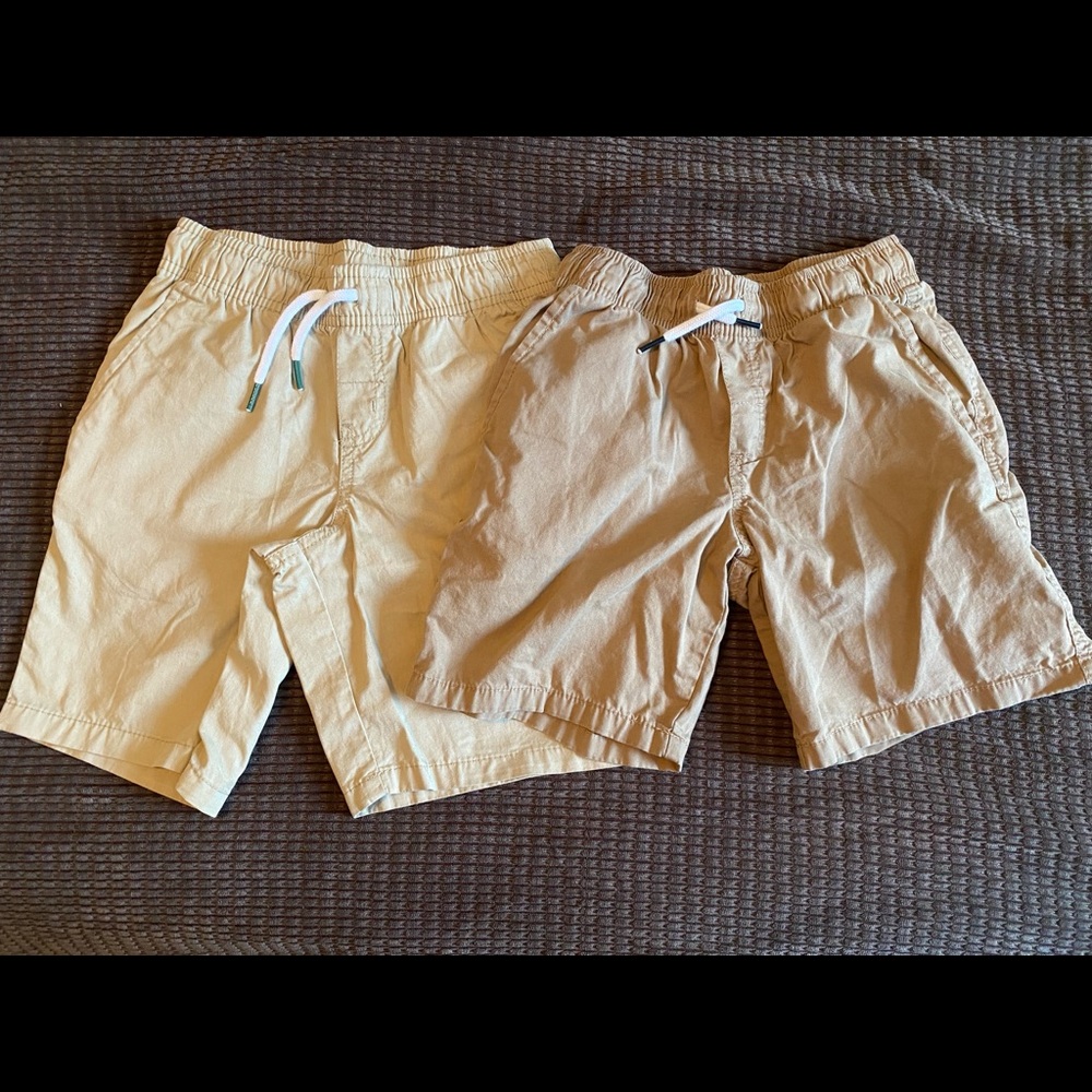 2 pairs of khakis shorts
